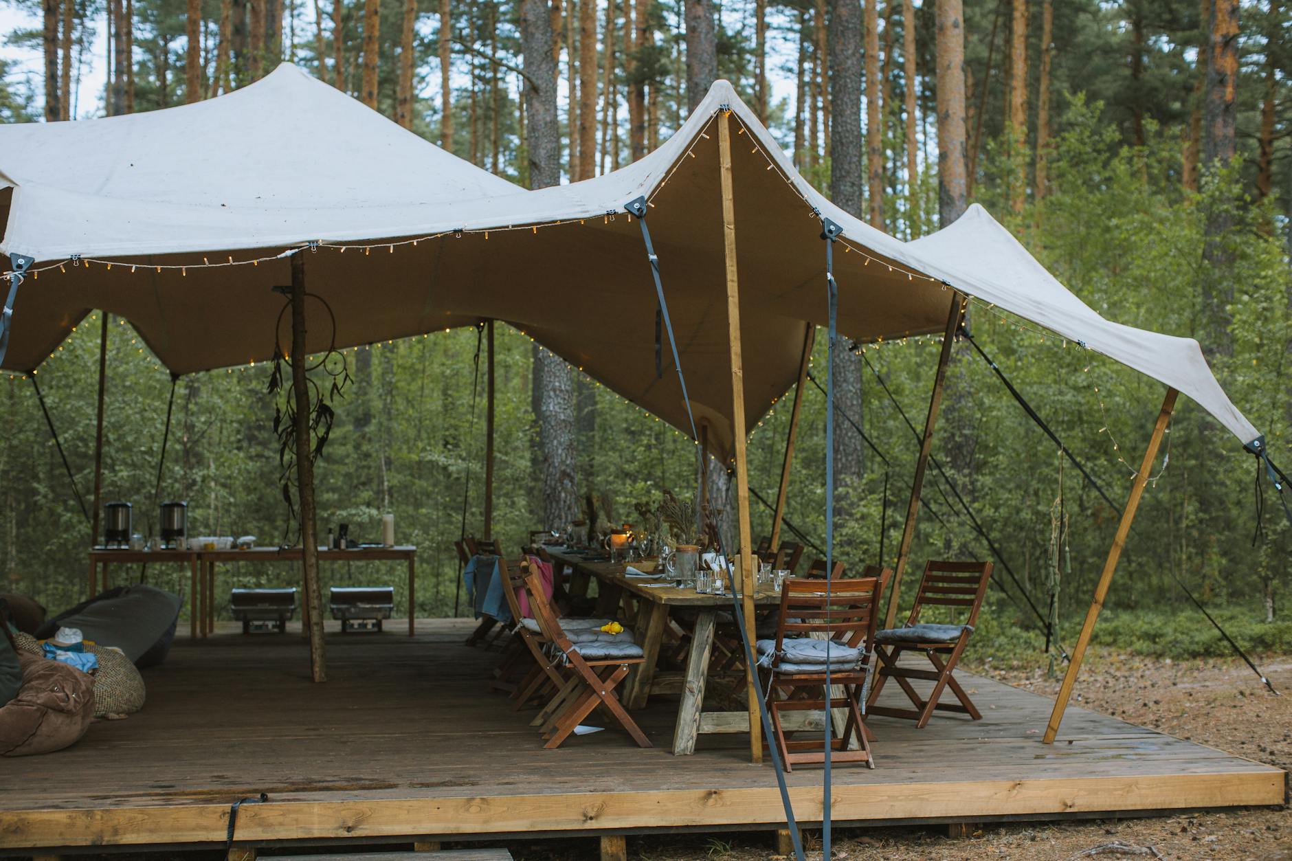 Business professionals in casual setting during outdoor team building activity